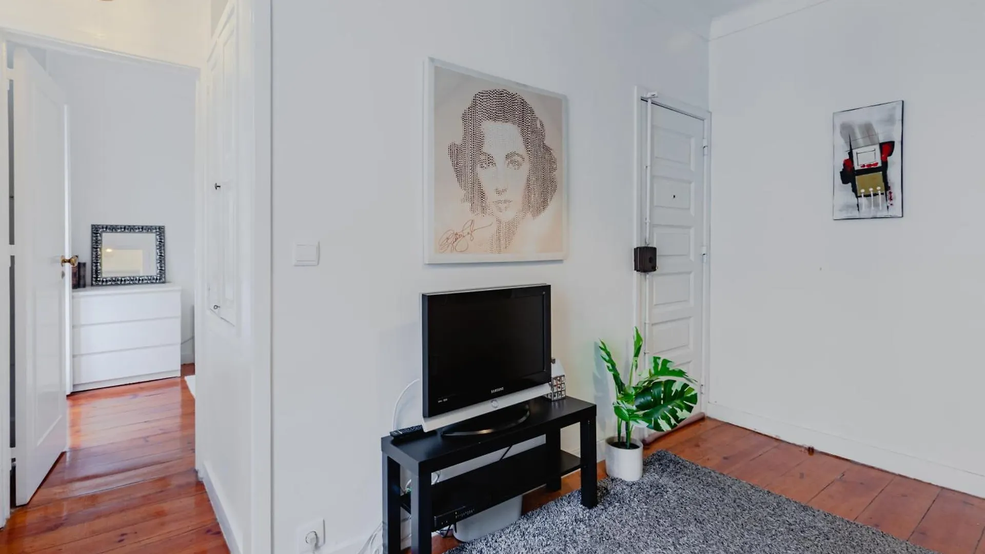 Visit Lisbon 4Fun - Anjos Apartment 0*,  Portekiz