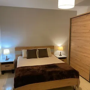 Spinola Bay - Beatiful 3-double Bed Near In Prime Location , San Giuliano Malta